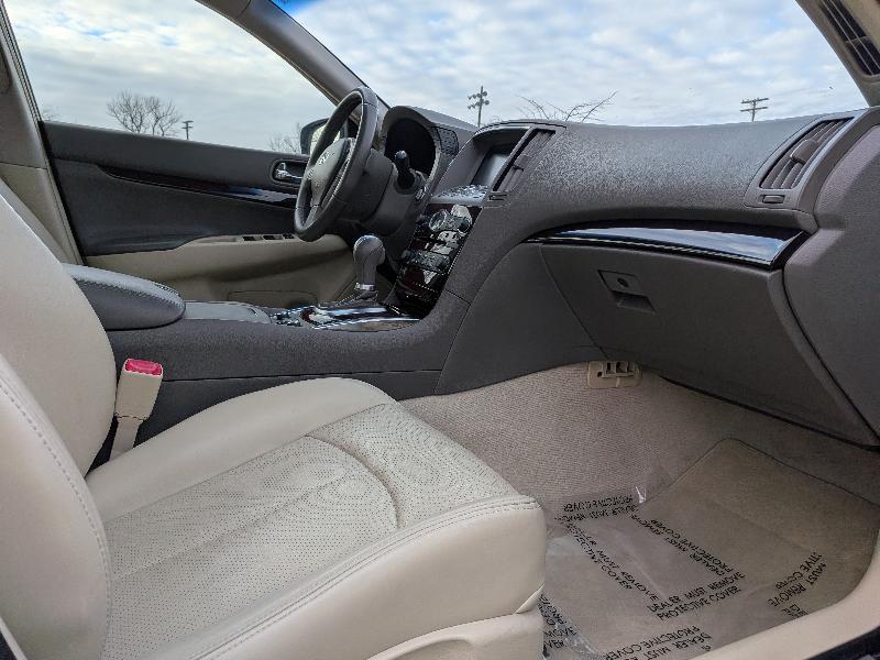 Infiniti G Sedan G37x AWD 2011