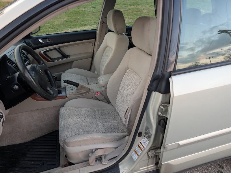 Subaru Outback 2.5i Wagon 2005