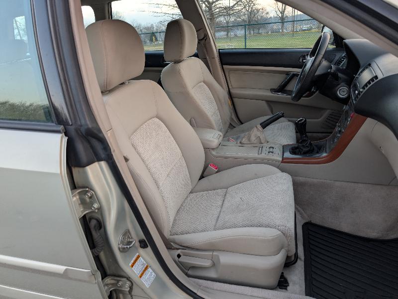 Subaru Outback 2.5i Wagon 2005