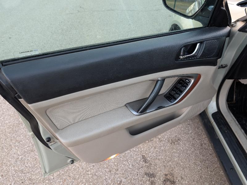 Subaru Outback 2.5i Wagon 2005