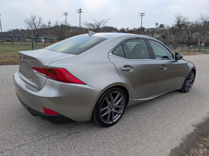 Lexus IS IS 300 F Sport AWD 2017