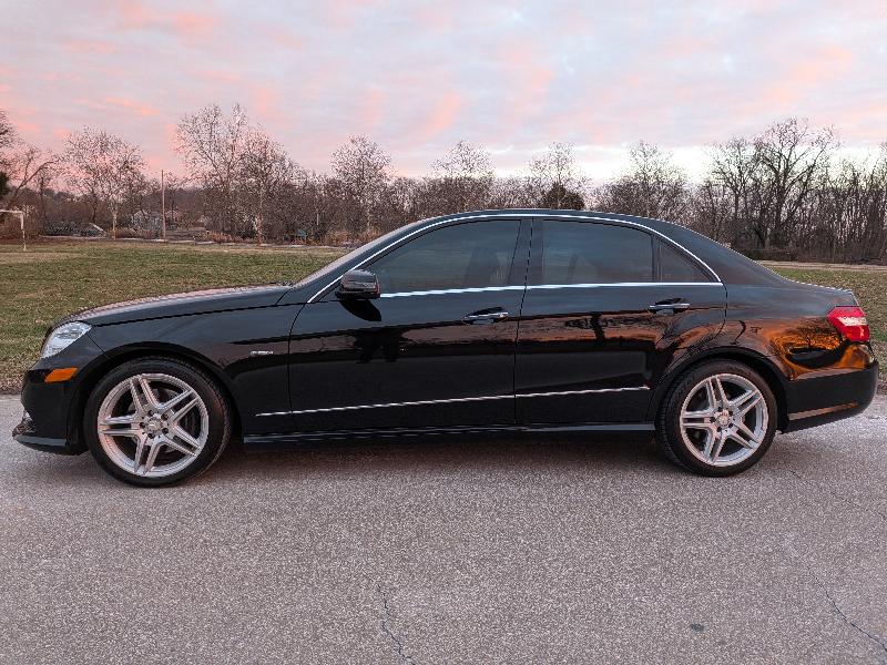 Mercedes-Benz E-Class E350 4MATIC Sedan 2012