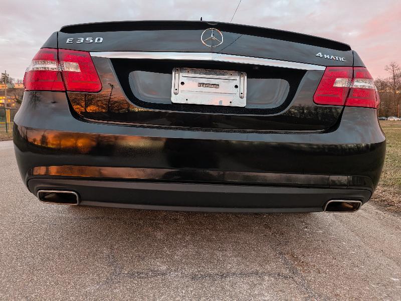 Mercedes-Benz E-Class E350 4MATIC Sedan 2012