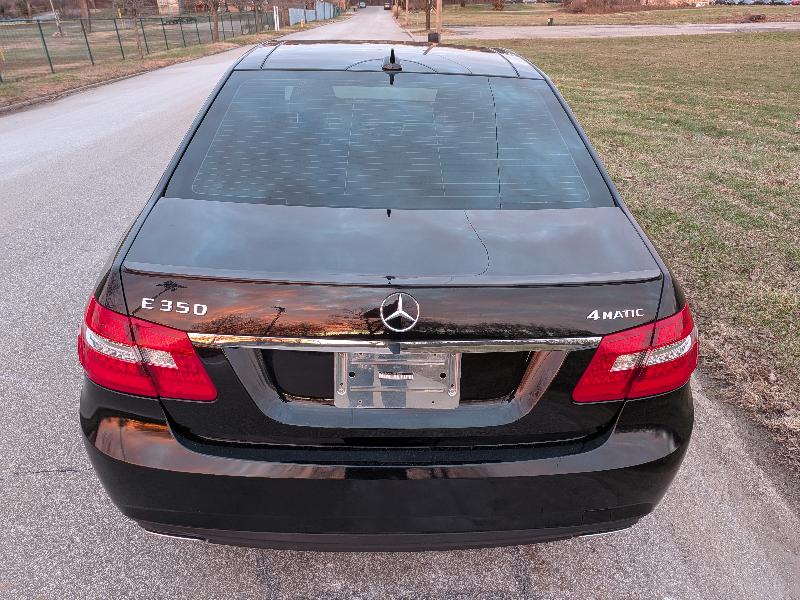 Mercedes-Benz E-Class E350 4MATIC Sedan 2012