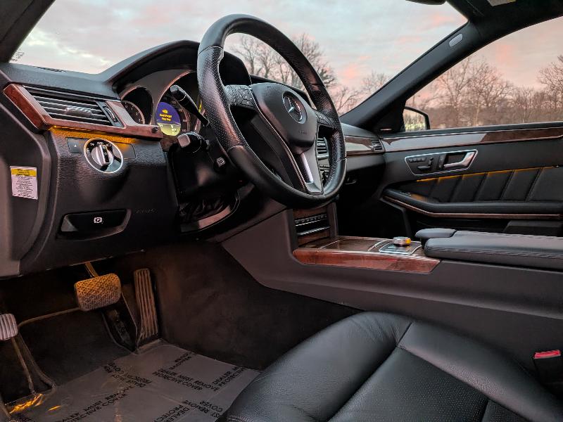 Mercedes-Benz E-Class E350 4MATIC Sedan 2012