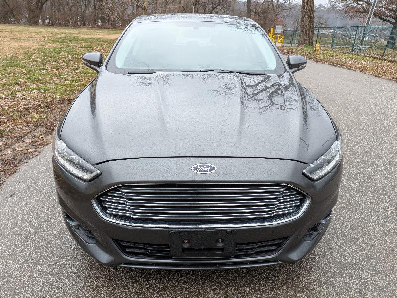 Ford Fusion SE 2016
