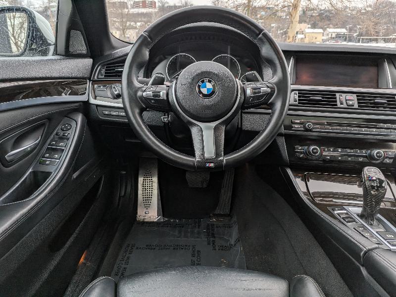 BMW 5-Series 535i xDrive 2015