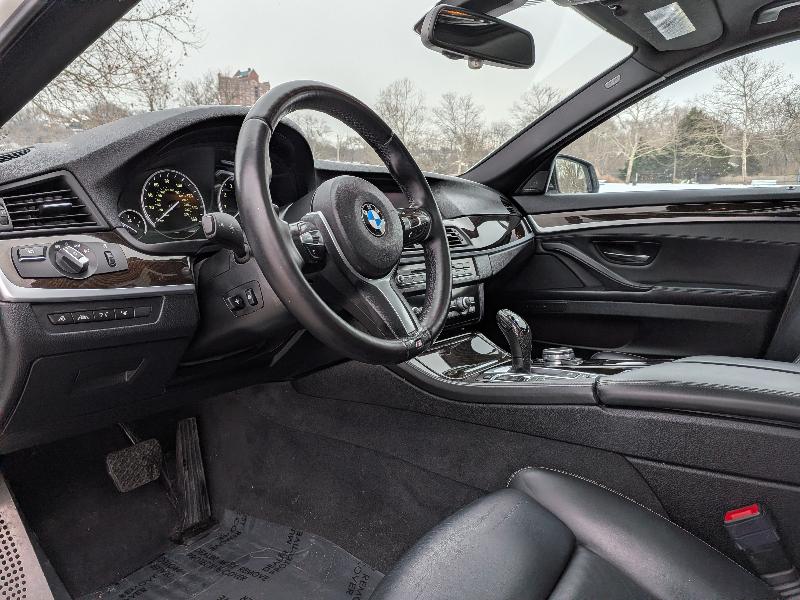 BMW 5-Series 535i xDrive 2015