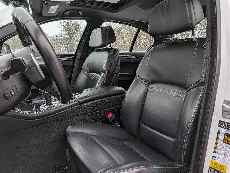 BMW 5-Series 535i xDrive 2015