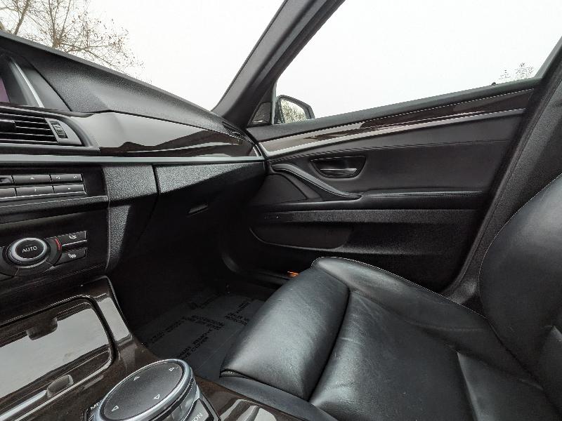 BMW 5-Series 535i xDrive 2015