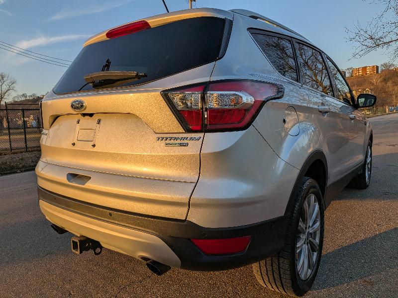 Ford Escape Titanium 4WD 2018