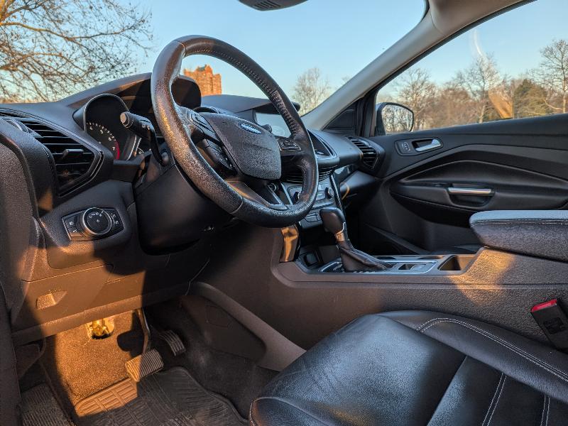 Ford Escape Titanium 4WD 2018