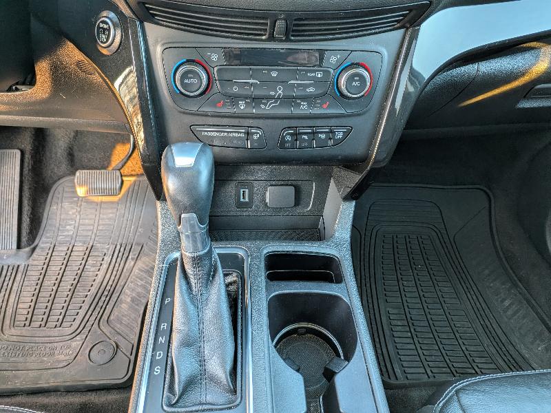 Ford Escape Titanium 4WD 2018