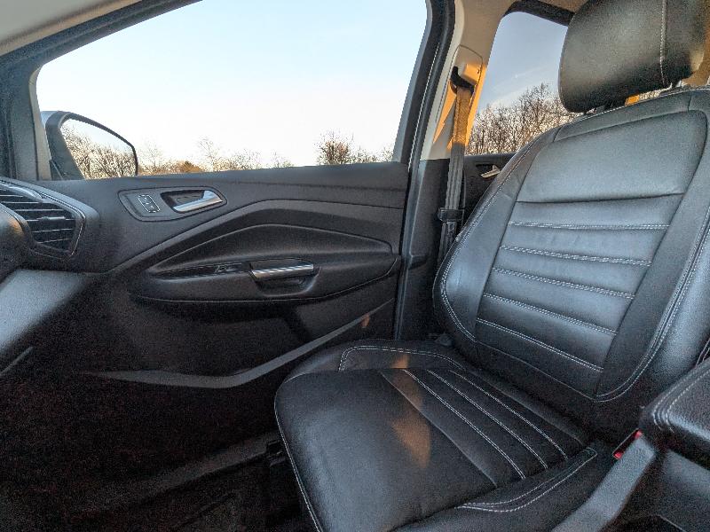 Ford Escape Titanium 4WD 2018