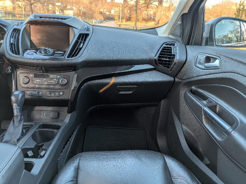 Ford Escape Titanium 4WD 2018