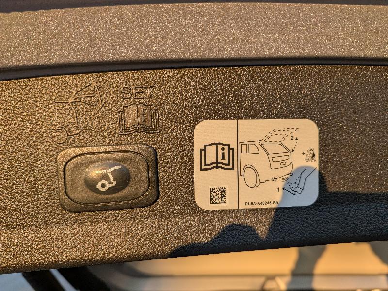 Ford Escape Titanium 4WD 2018