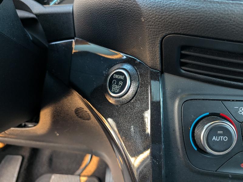 Ford Escape Titanium 4WD 2018