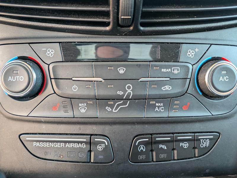 Ford Escape Titanium 4WD 2018