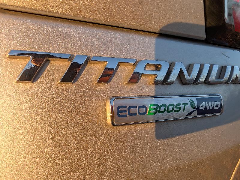 Ford Escape Titanium 4WD 2018