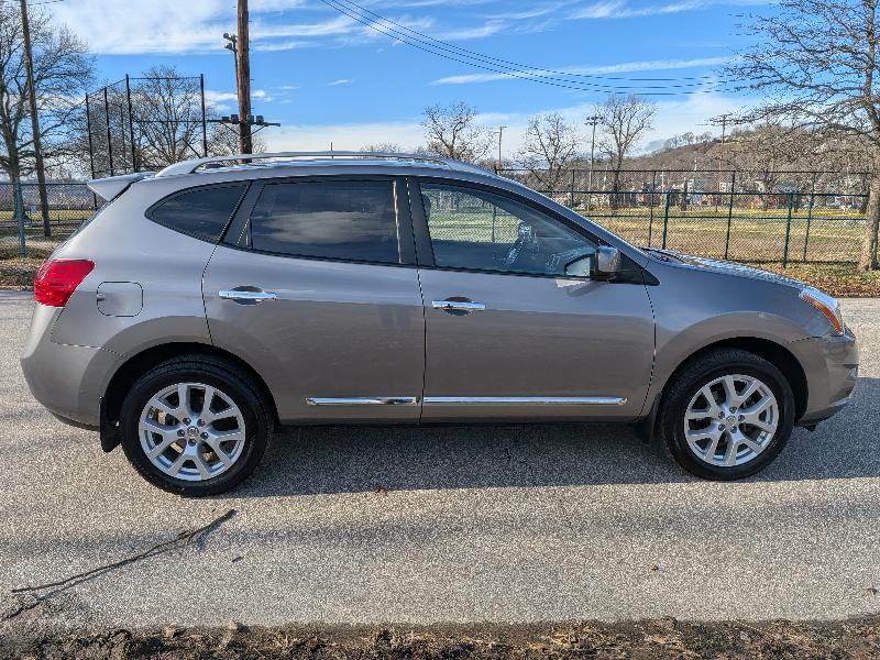 Nissan Rogue SL AWD 2011