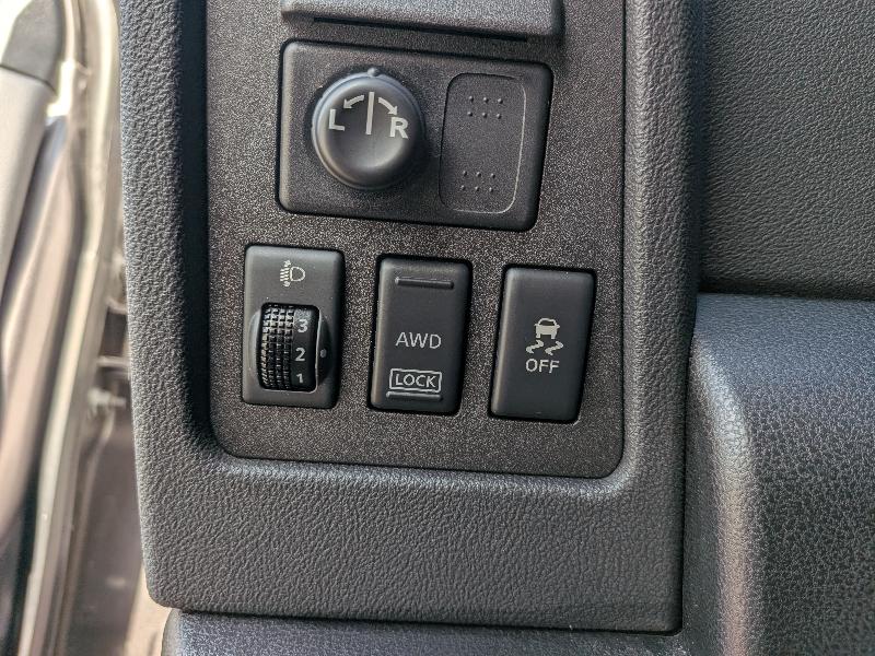 Nissan Rogue SL AWD 2011