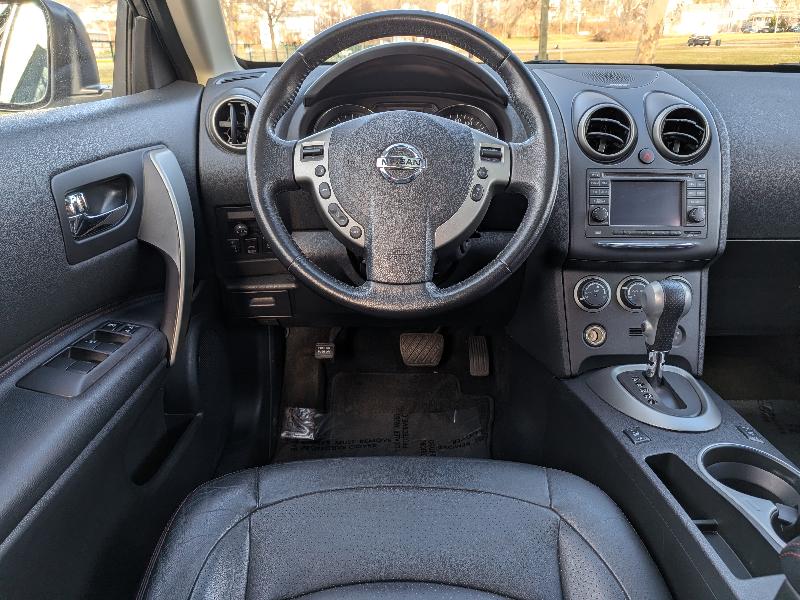 Nissan Rogue SL AWD 2011