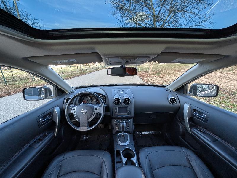 Nissan Rogue SL AWD 2011