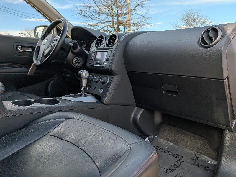 Nissan Rogue SL AWD 2011