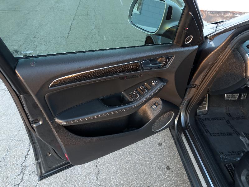 Audi SQ5 3.0T Premium Plus quattro 2015