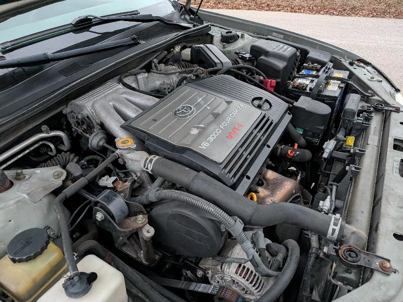 Toyota Avalon XL 2001