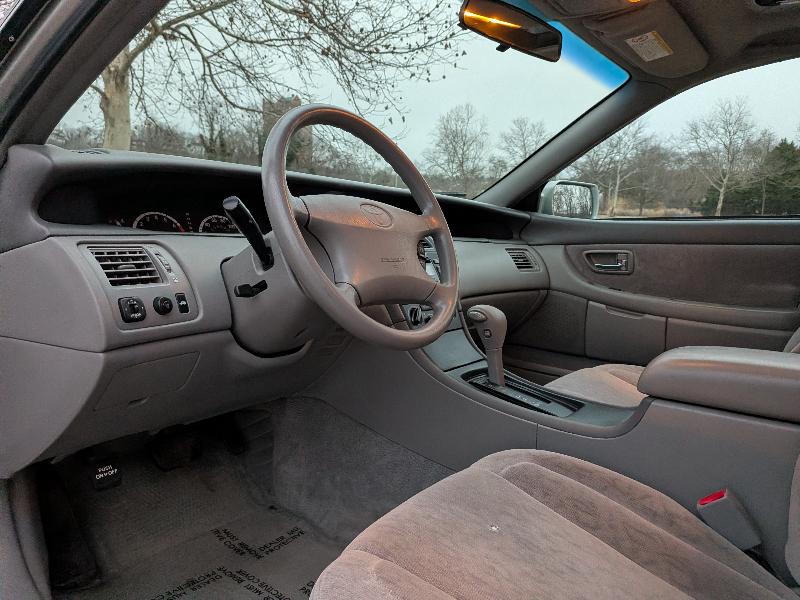 Toyota Avalon XL 2001
