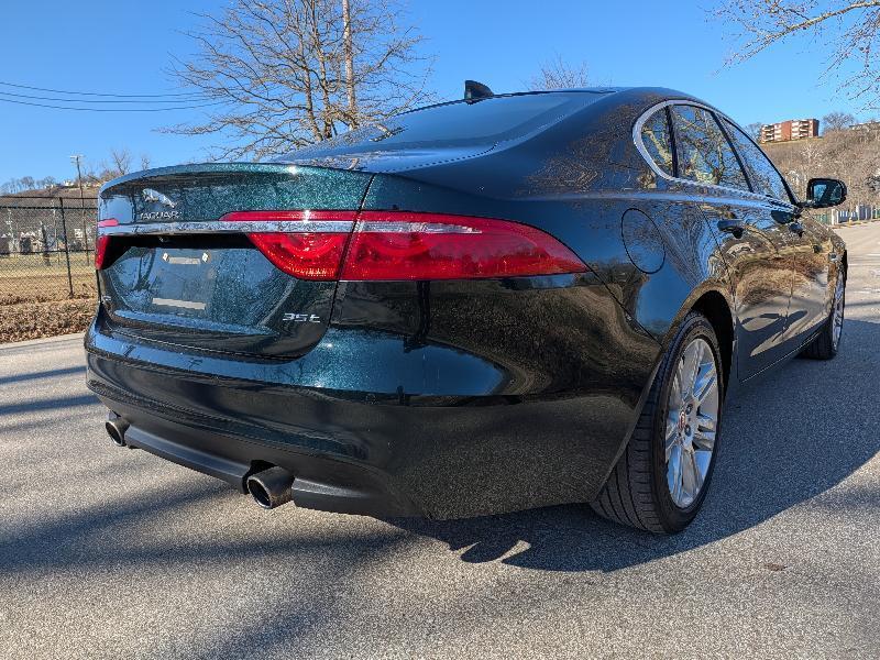 Jaguar XF-Series 35t Premium 2016