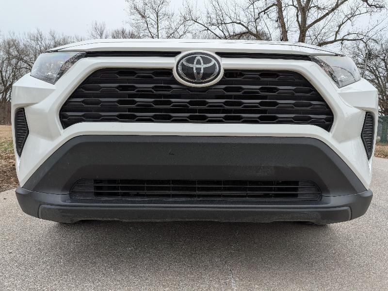 Toyota RAV4 LE 2019