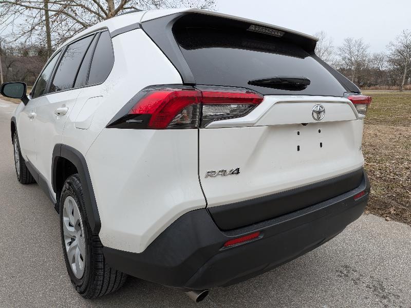 Toyota RAV4 LE 2019