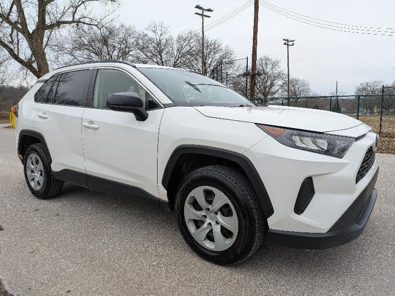 Toyota RAV4 LE 2019