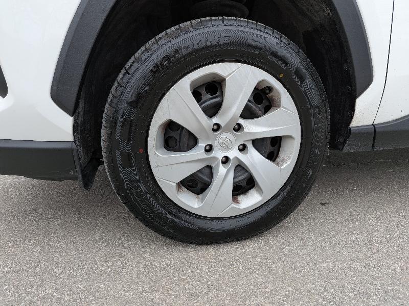 Toyota RAV4 LE 2019