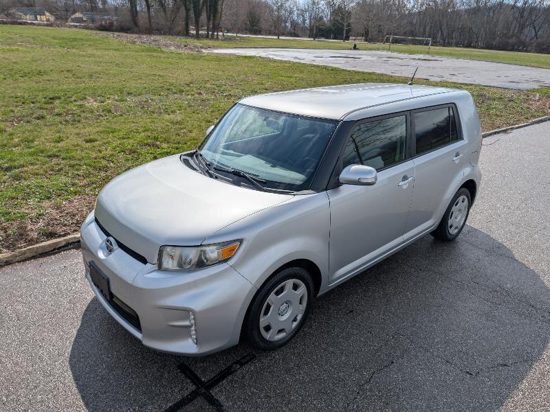 Scion xB Base 2014