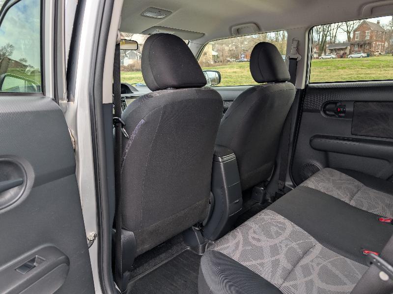 Scion xB Base 2014