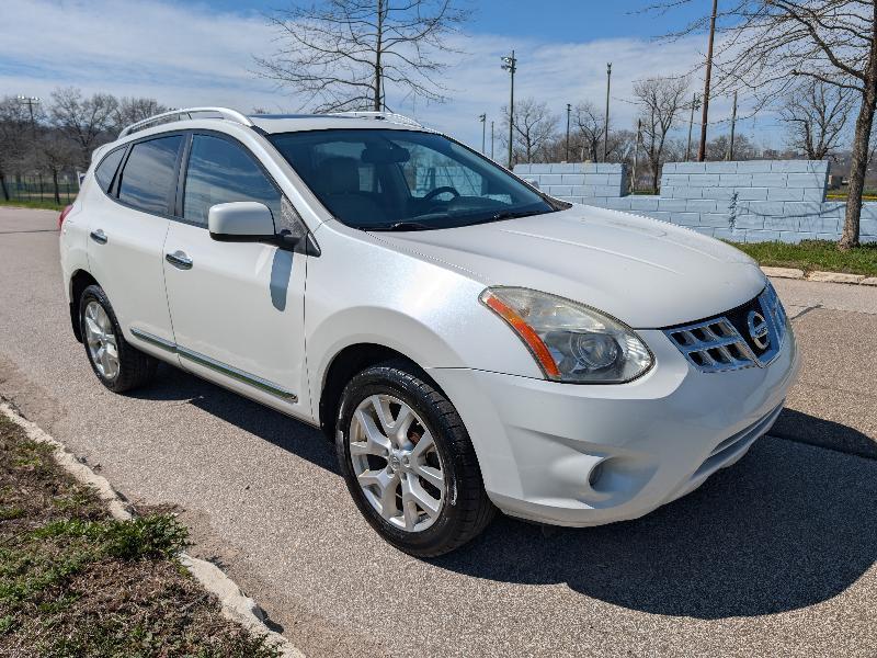 Nissan Rogue SL AWD 2011