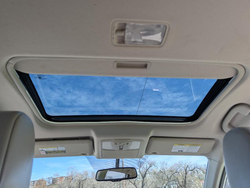 Nissan Rogue SL AWD 2011