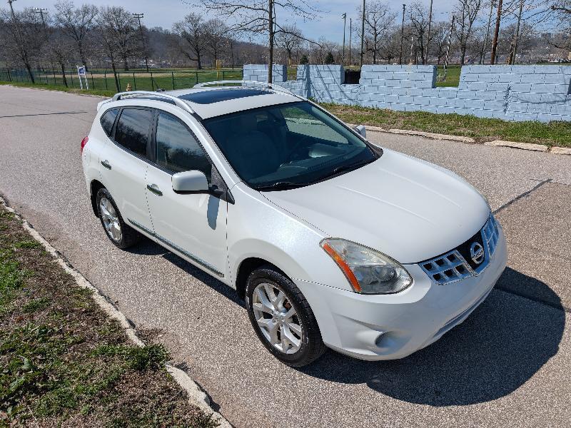 Nissan Rogue SL AWD 2011