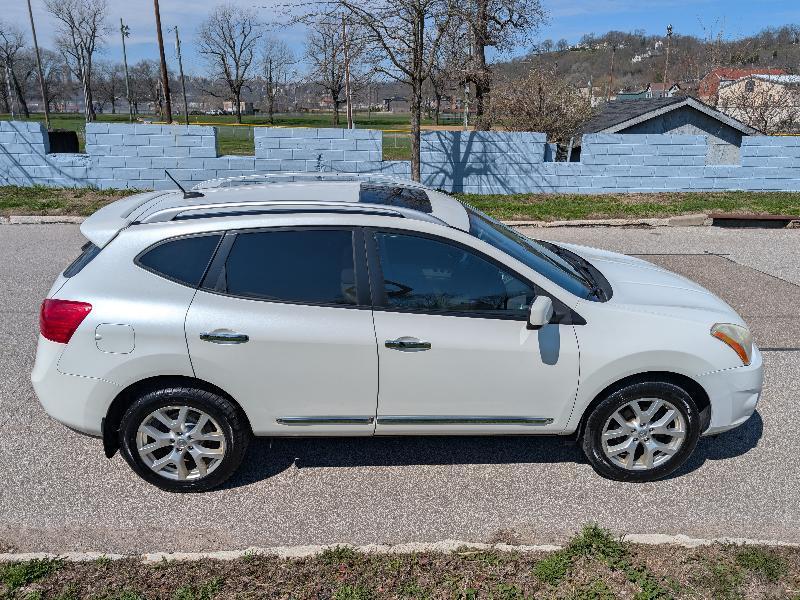Nissan Rogue SL AWD 2011