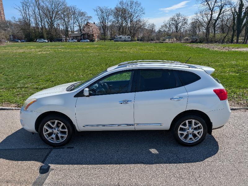 Nissan Rogue SL AWD 2011