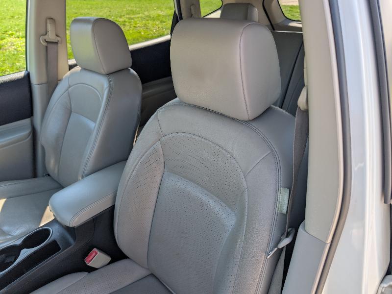 Nissan Rogue SL AWD 2011