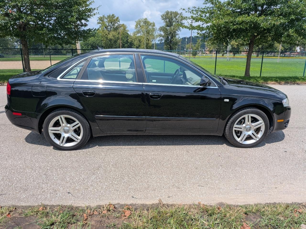 Audi A4 2.0T quattro 2007