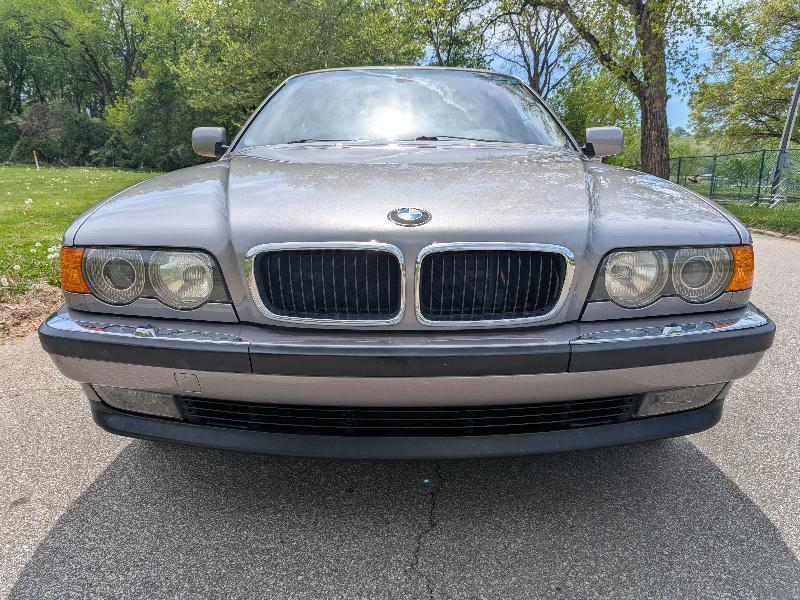 BMW 7-Series 740iL 2000