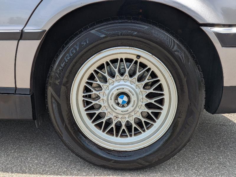 BMW 7-Series 740iL 2000