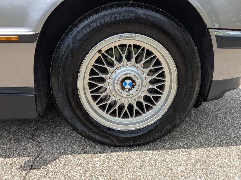 BMW 7-Series 740iL 2000