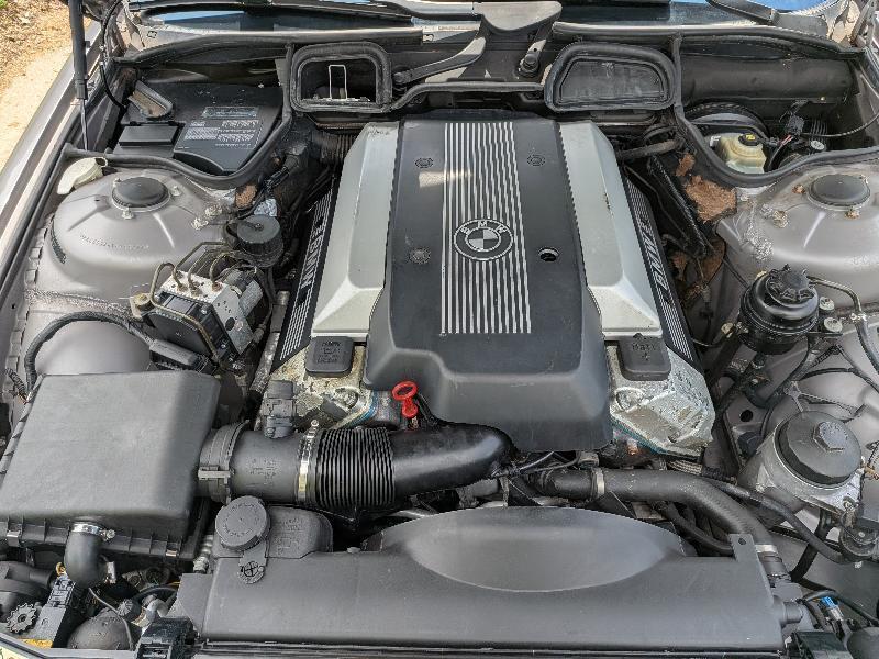 BMW 7-Series 740iL 2000