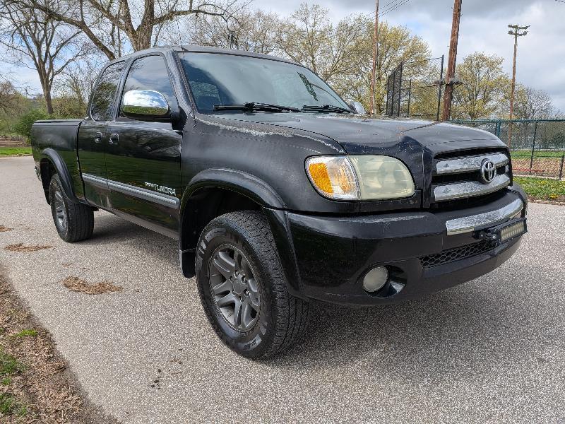 Toyota Tundra SR5 Access Cab 4WD 2004